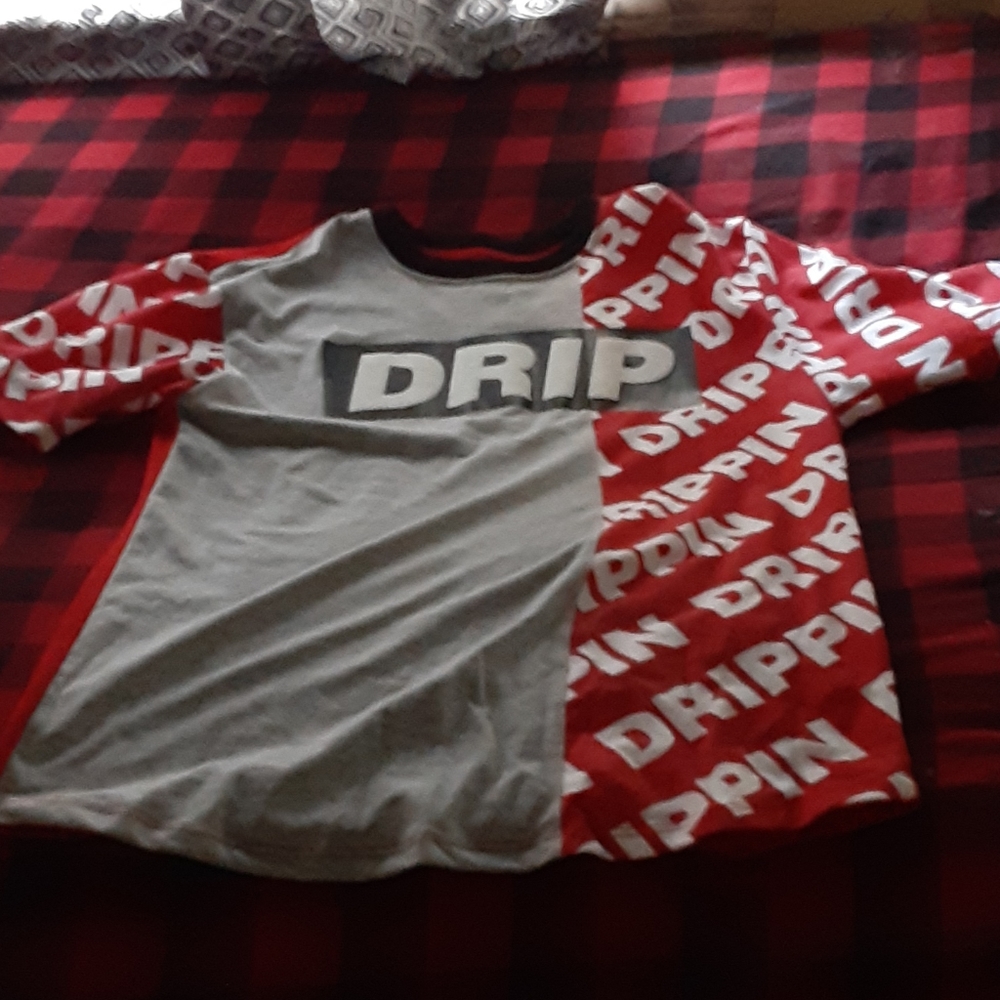 This is a drip shirt that I got from Lousina